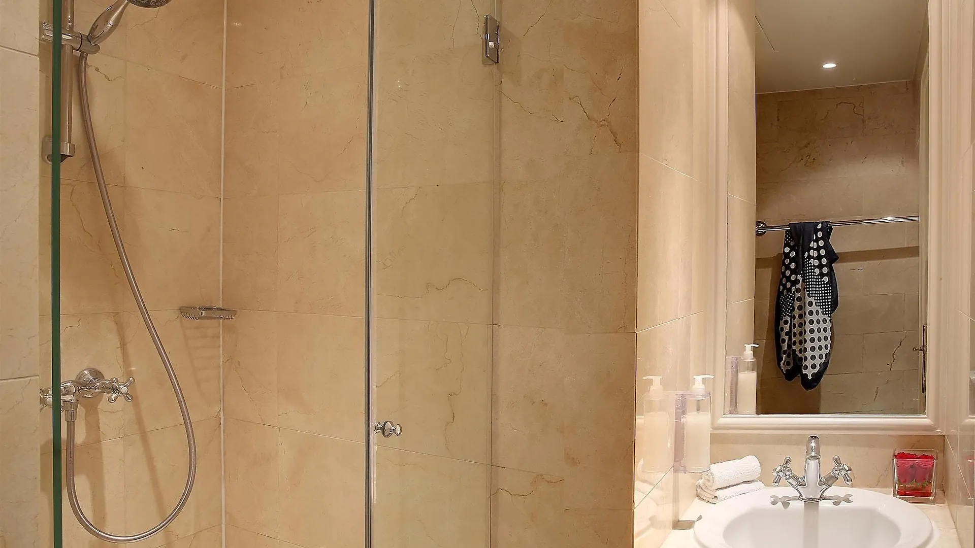 Hotel Saint Martin Bastille Paris 3*,