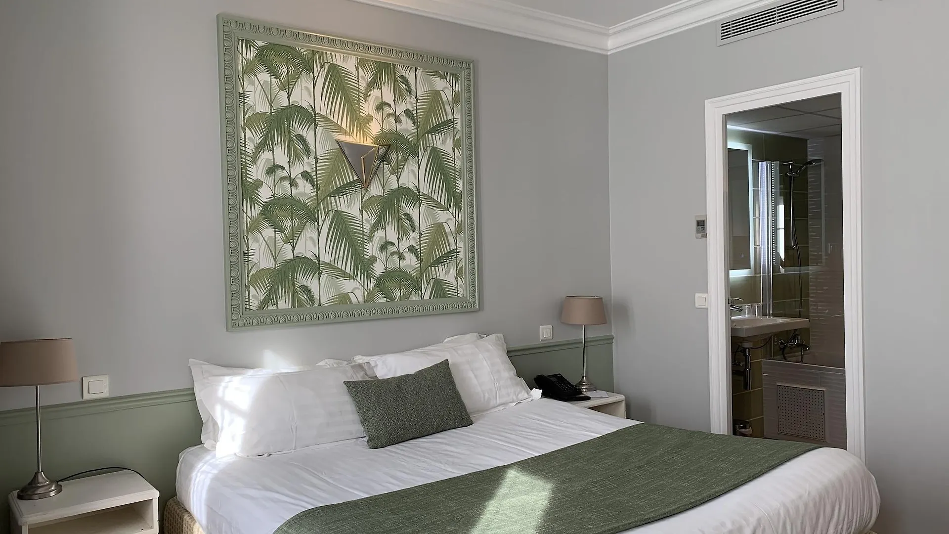 Hotel Saint Martin Bastille Paris