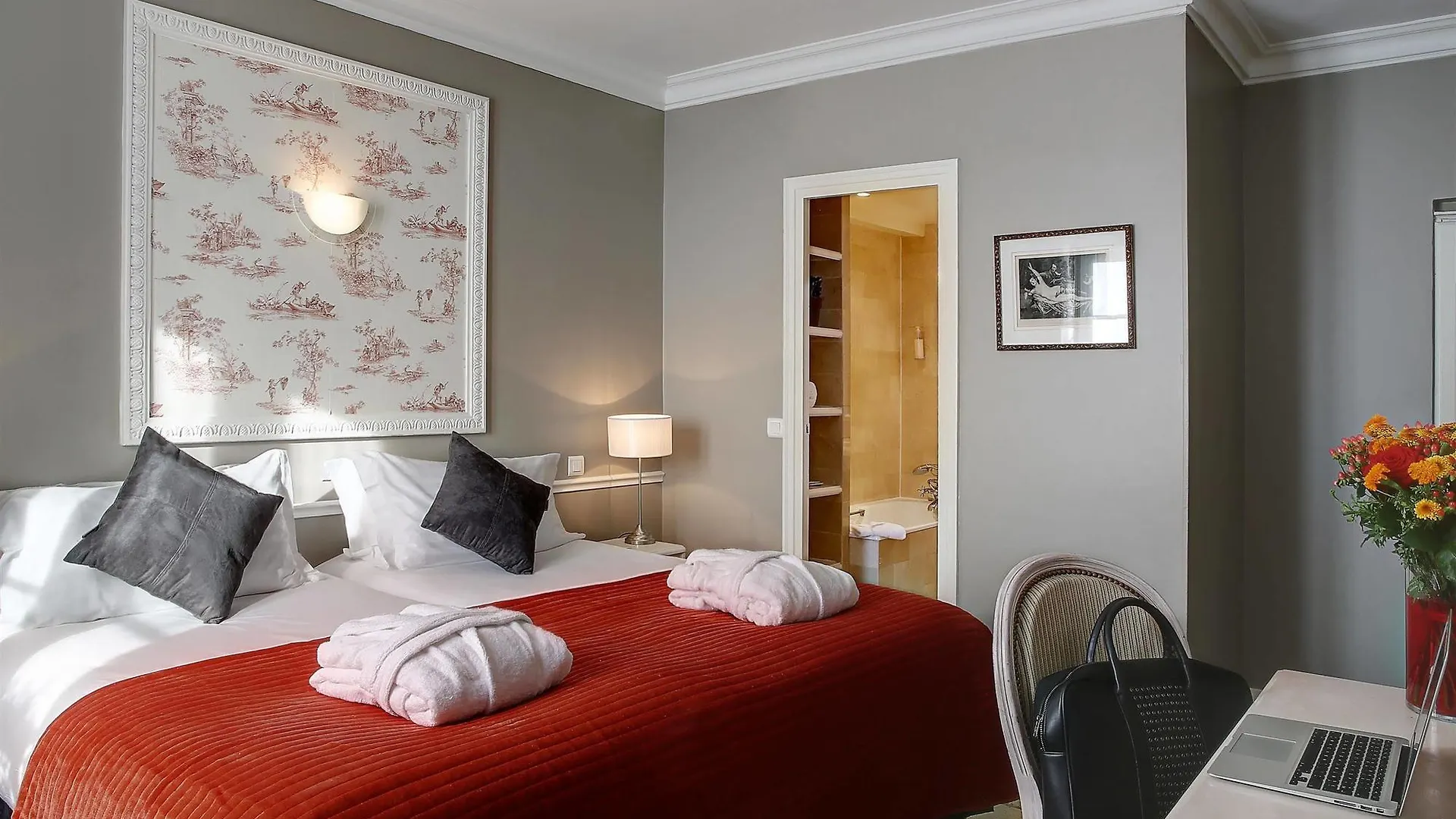 Hotel Saint Martin Bastille Paris