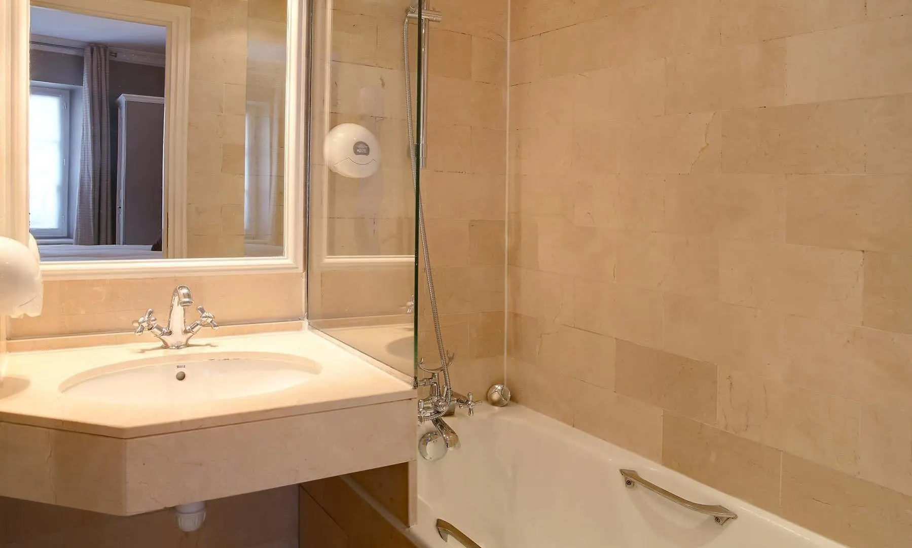 Hotel Saint Martin Bastille Paris