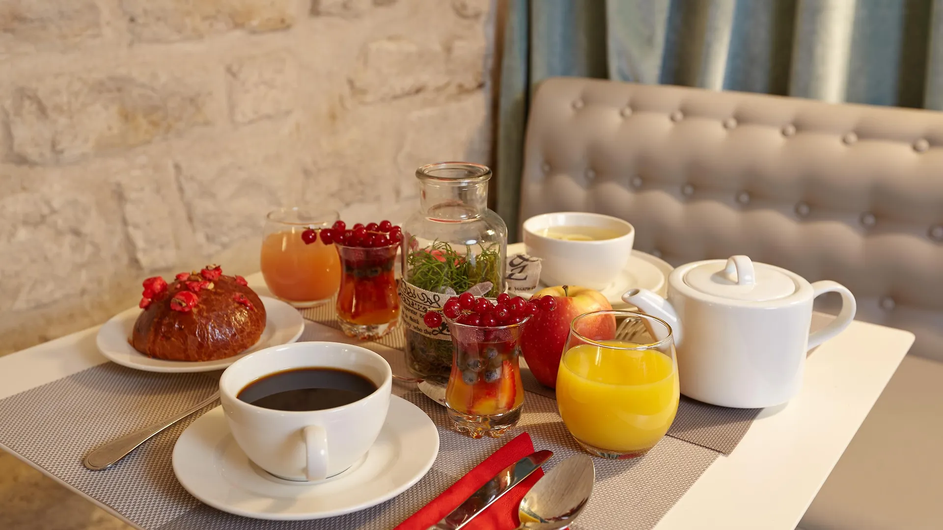 Hotel Saint Martin Bastille Paris
